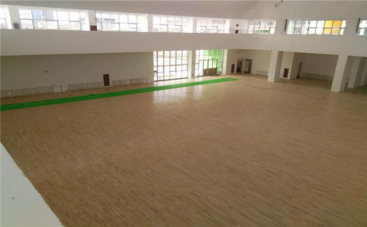 松木运动体育地板市场价格表